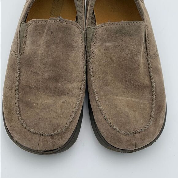 Patagonia Men's Tan suede slip on Loafers size 11.5 - Picture 4 of 11